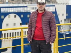 Caut sa ma angajez urgent